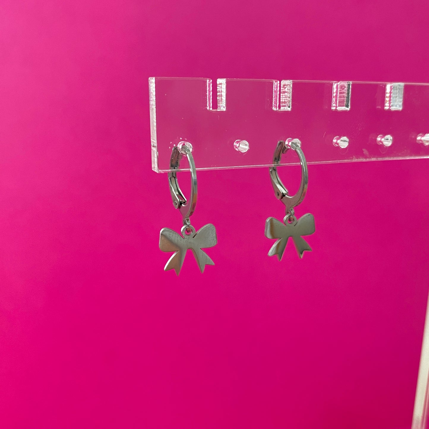 Bow Charm Huggies